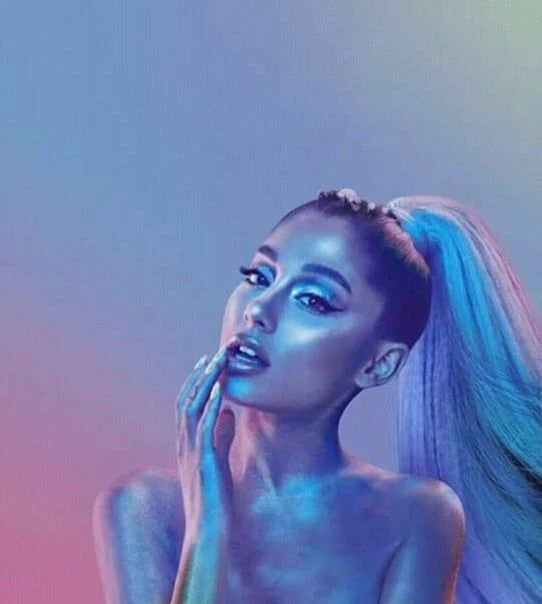 Ariana Grande Cloud Body Mist 236ml - Image 3